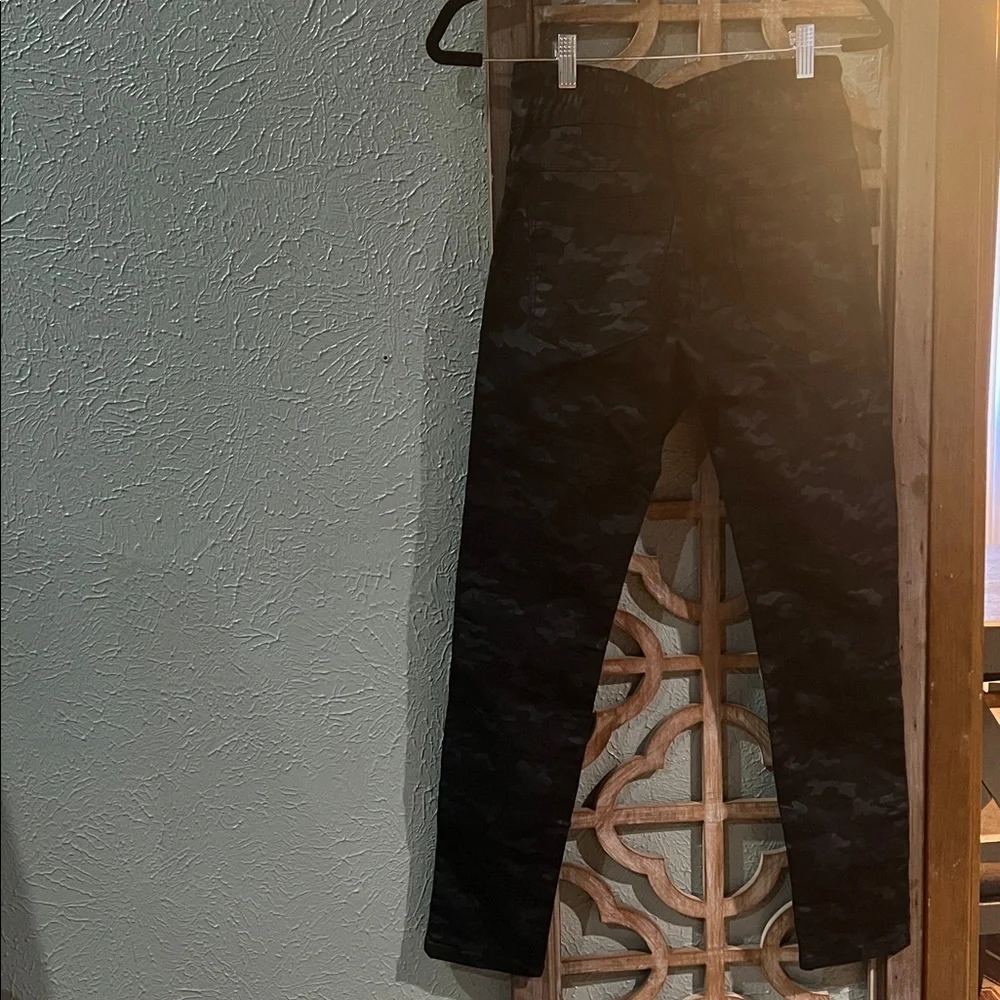 Flog Bevy Flog Camo Black Elastic Waist Stretch Shely Jogger - Picture 4 of 4